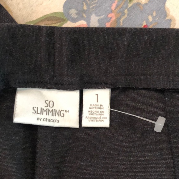 CHICOS So Slimming Size 1 Medium (8) Stretchy Pull-On No Pockets Stretch $99 NEW - Picture 9 of 14